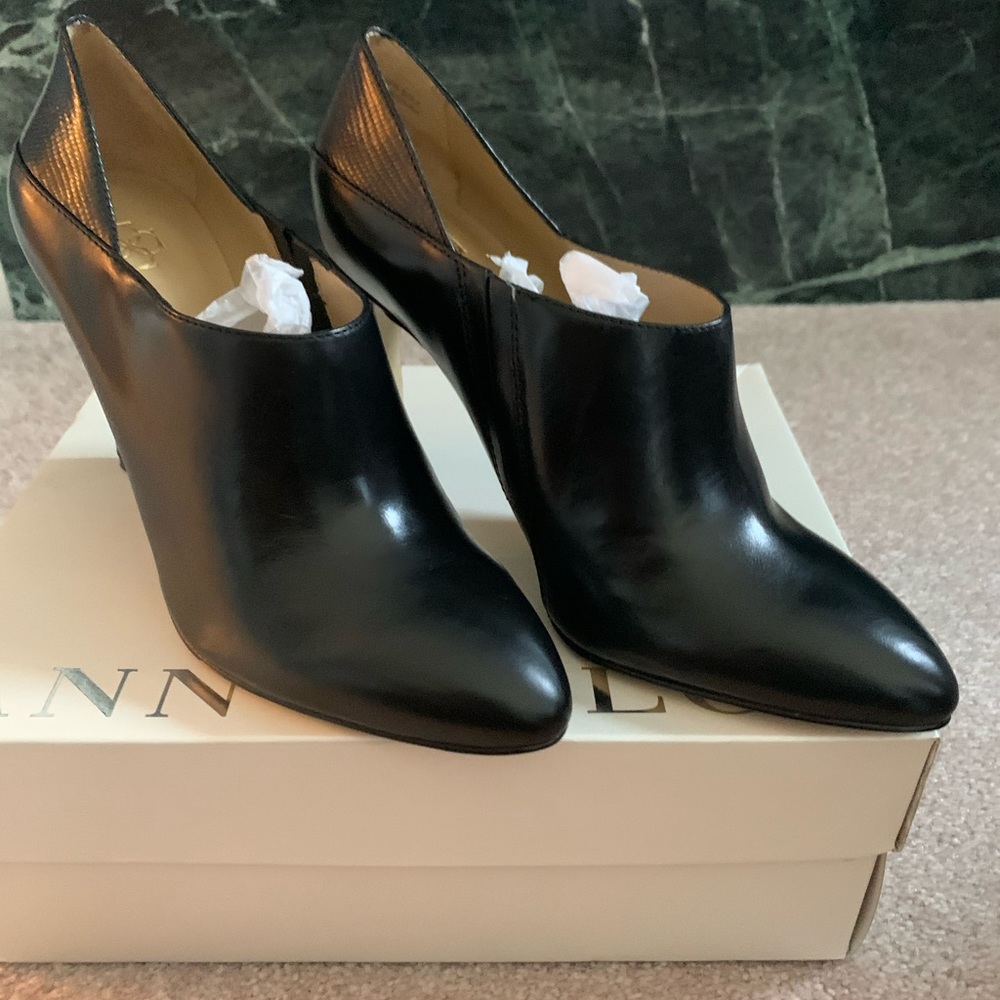 Ann Taylor Liana Bootie